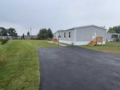 Photo 2 of 25 of home located at 39 Maizefield Drive Shippensburg, PA 17257