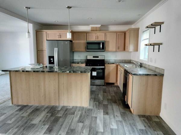 2025 Skyline Arlington Advantage Mobile Home