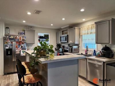 Photo 4 of 39 of home located at 21 Liberty Avenue Sorrento, FL 32776