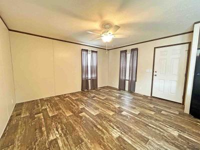 Photo 4 of 25 of home located at 33 Westwoods Amherst, OH 44001