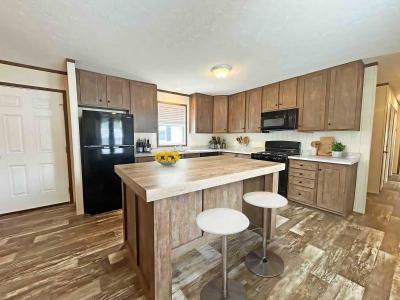 Mobile Home at 33 Westwoods Amherst, OH 44001