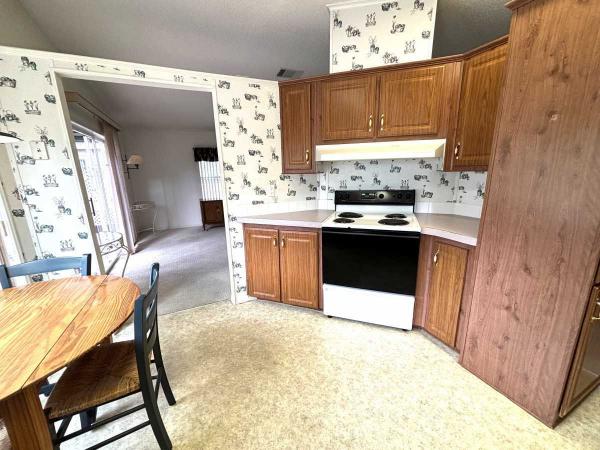 1998 Jacobsen Mobile Home