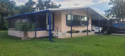 Photo 2 of 13 of home located at 9008 Nautilius Dr Tampa, FL 33635