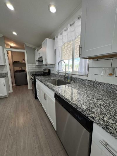Photo 4 of 22 of home located at 400 West Baseline Road Tempe, AZ 85281