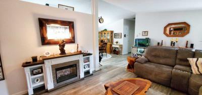 Photo 4 of 39 of home located at 17936 S Country Village Dr Oregon City, OR 97045