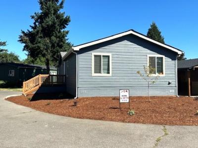 Photo 3 of 14 of home located at 9874 Golf Club Rd #46 Stayton, OR 97383