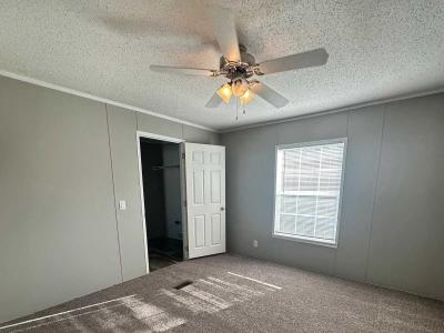Photo 4 of 5 of home located at 141 Shady Brook Heights Greenwood, IN 46142