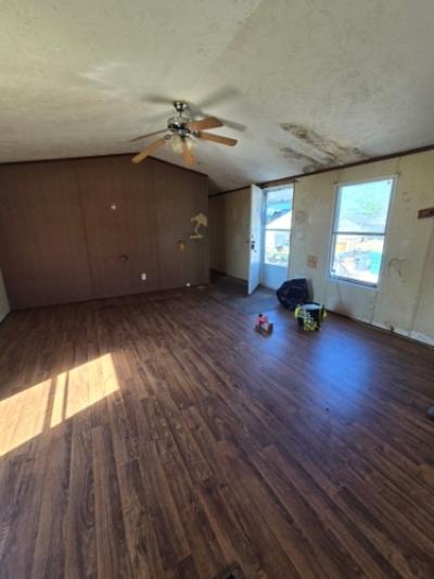 Photo 3 of 8 of home located at 125 Constant Dr Thibodaux, LA 70301