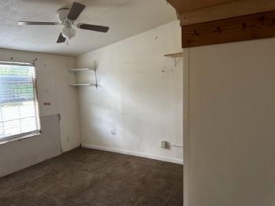 Photo 5 of 8 of home located at 1413 Madania Dr Dillon, SC 29536