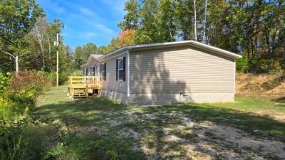 Mobile Home at 305 Spring Hill Dr Grayson, KY 41143