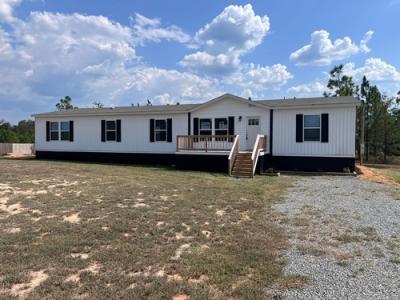 Photo 4 of 23 of home located at 15231 Watermelon Road Tuscaloosa, AL 35406