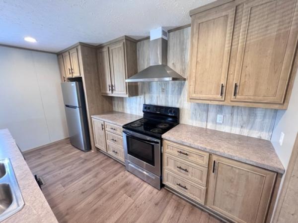 2022 EPIC ADVENTURE - EVEREST Mobile Home For Sale