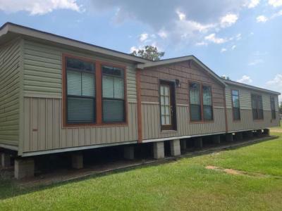 Mobile Home at 9095 Morriston Rd Ovett, MS 39464
