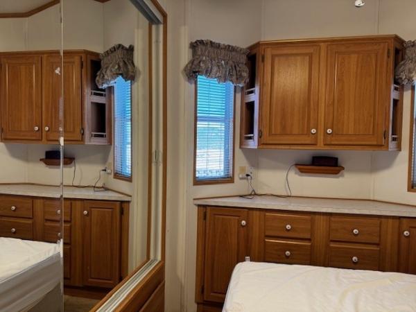 1999 Cavco Manufactured Home