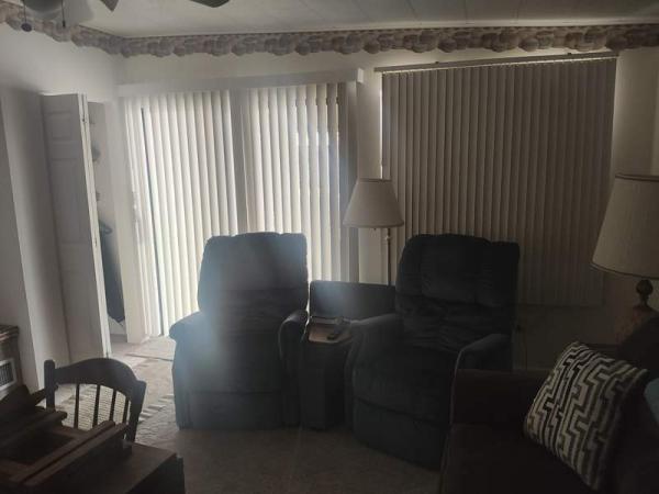 1986 Skyline Manufactured Home