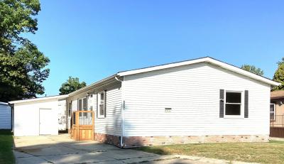 Mobile Home at 49751 Thornapple Court Shelby Township, MI 48315