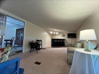 Photo 4 of 11 of home located at 284 Crystal Ln. North Fort Myers, FL 33903