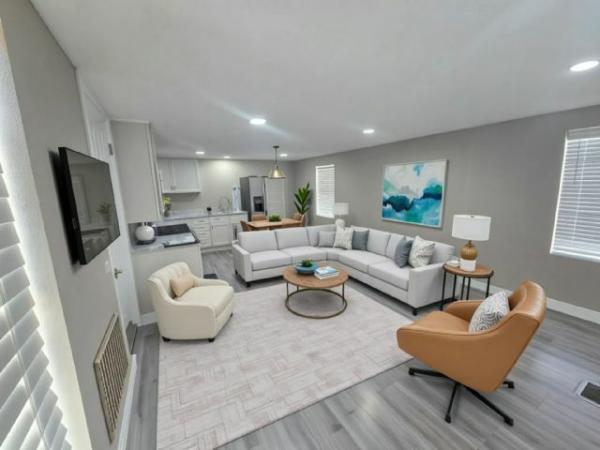 1985 Champion Manufactured Home