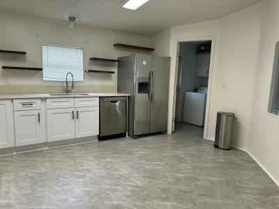 Photo 3 of 35 of home located at 1564 Barkwood Lane Orlando, FL 32828