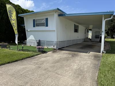 Photo 3 of 16 of home located at 1703 Magnolia Ave, Lot #B-04 South Daytona, FL 32119