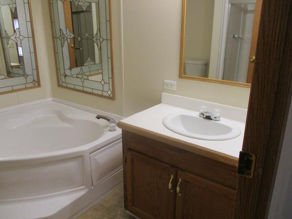 1998 Fleetwood NA Mobile Home