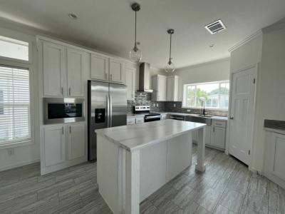 Photo 2 of 17 of home located at 557 Bimini Cay Circle Vero Beach, FL 32966