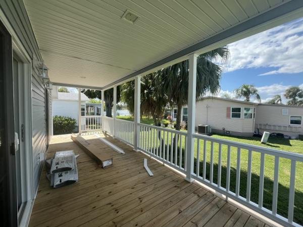 2025 Skyline - Ocala Bayshore w/ Rear Porch Mobile Home