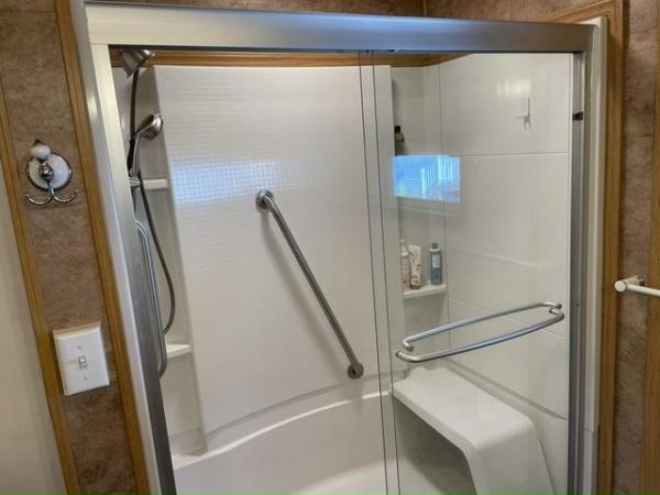 1983 Pine Grove Mobile Home