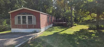 Photo 2 of 3 of home located at 53336 Palmetto Dr. Middlebury, IN 46540