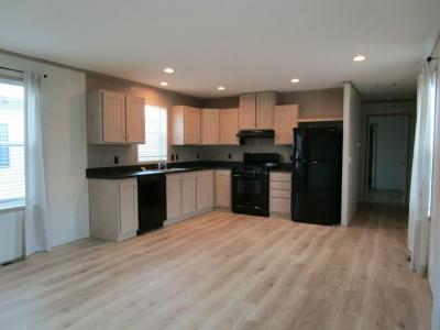 Photo 3 of 18 of home located at 23675 Maple Lane Brownstown, MI 48174