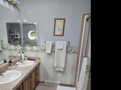 Photo 2 of 15 of home located at 1281 Oak Ridge Drive Manteno, IL 60950