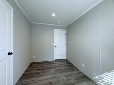 Photo 5 of 31 of home located at 52780 S Zacharias Court #152 Chesterfield, MI 48051