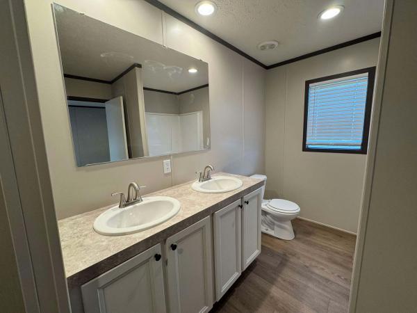 2022 Clayton - Bonham  Home