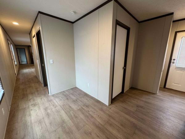 2022 Clayton - Bonham  Home