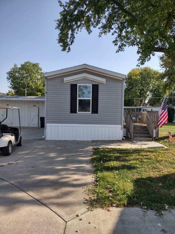 Photo 1 of 2 of home located at 180 Chariot Drive Anderson, IN 46013