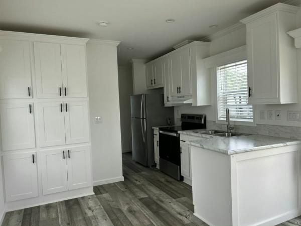 2024 SKYLINE B 807  Home