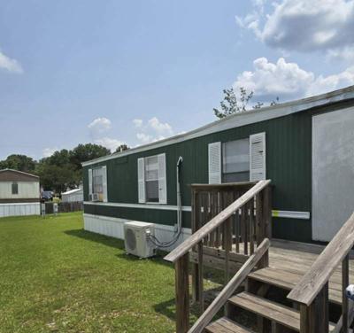 Mobile Home at 4614 E. Old Trail Rd.  Lot 29 Columbia City, IN 46725