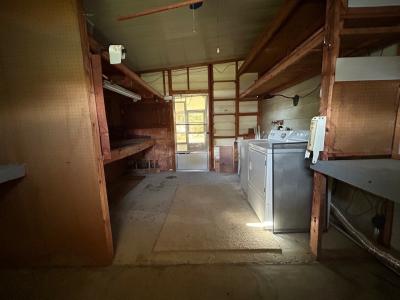 Photo 5 of 11 of home located at 319 Magnolia Drive Fruitland Park, FL 34731