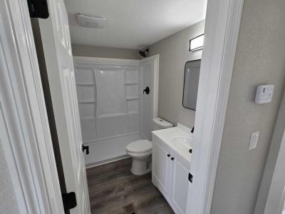 Photo 4 of 6 of home located at 101 Oakhill Ridge Rd Valrico, FL 33594
