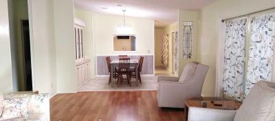 Photo 4 of 15 of home located at 1127 Dewitt St. Sebring, FL 33872