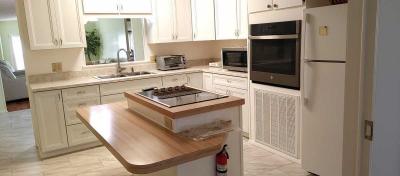 Photo 5 of 15 of home located at 1127 Dewitt St. Sebring, FL 33872