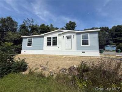 Photo 1 of 18 of home located at 128 Forest Park Wallkill, NY 12589