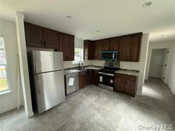 2025 Champion  L-101 Mobile Home