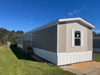 Photo 4 of 13 of home located at 17481 Orange Grove Rd Lot 41 #64 Gulfport, MS 39503