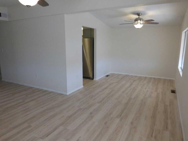 1980 CAVCO Mobile Home For Sale