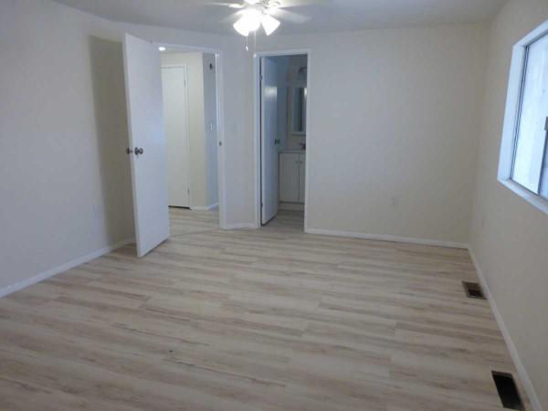 1980 CAVCO Mobile Home For Sale