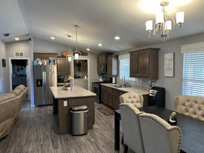Photo 2 of 16 of home located at 6828 W Taylor St Lot 194 Phoenix, AZ 85043