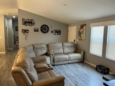 Photo 3 of 16 of home located at 6828 W Taylor St Lot 194 Phoenix, AZ 85043