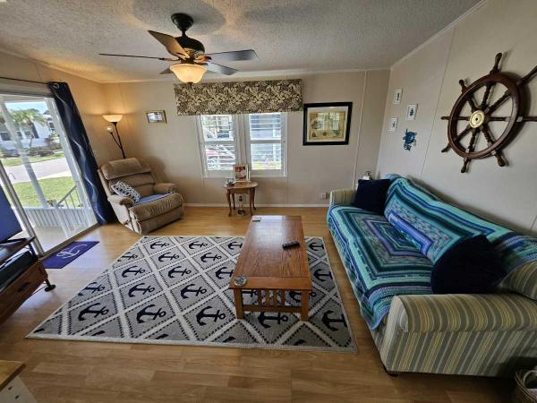 1994 Manufactured Home