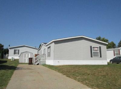 Mobile Home at 3660 Bentwood Cir W White Lake, MI 48383